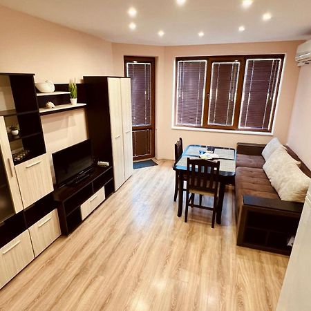 Roza Home Warna Exterior foto