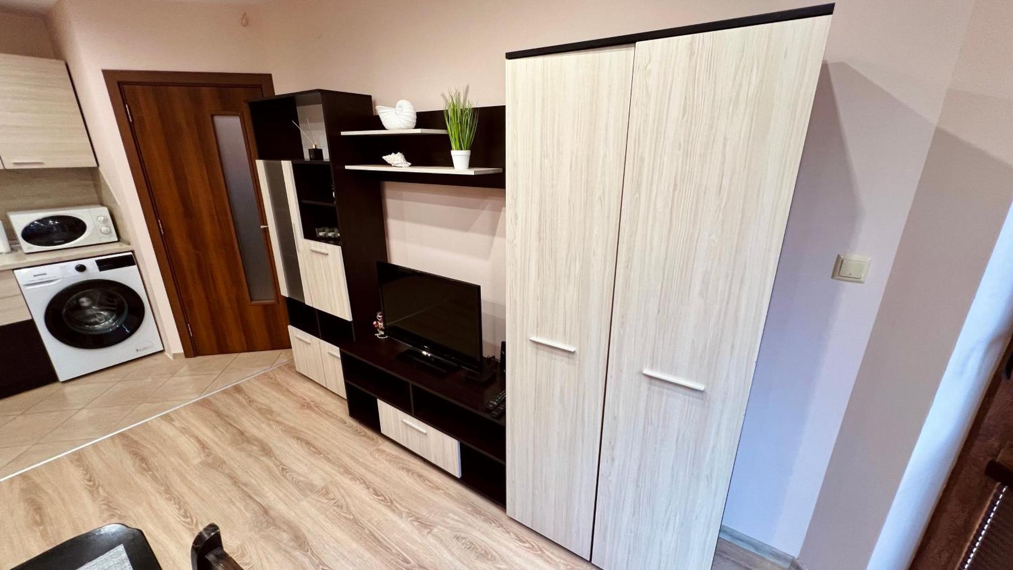 Roza Home Warna Exterior foto